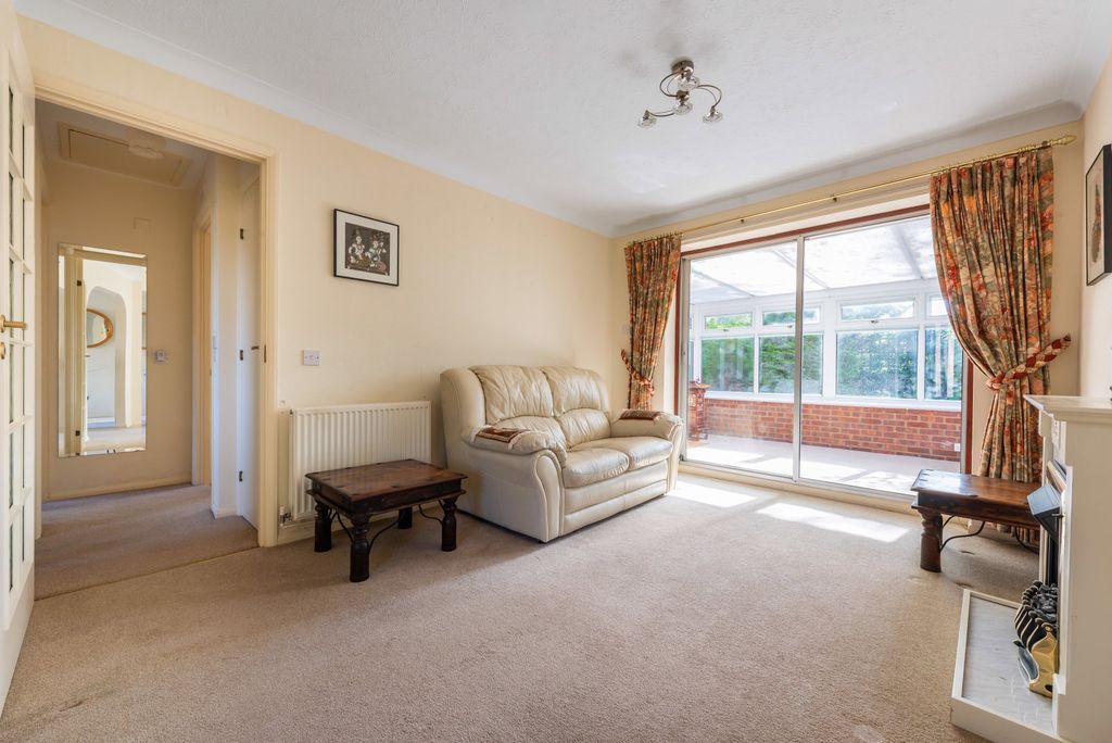 Property photo 3 of 13