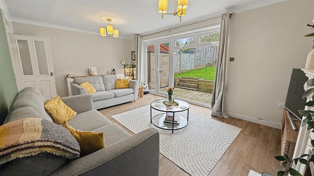 Property photo 2 of 21 Img_9923.Jpeg