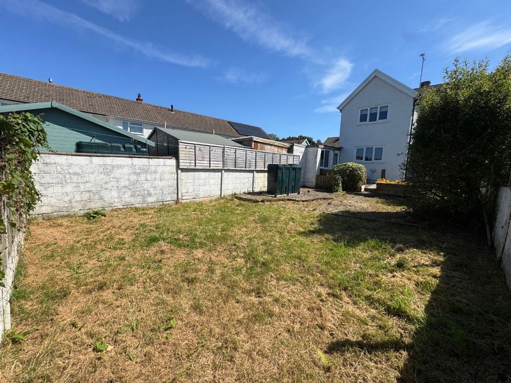 Property photo 2 of 29