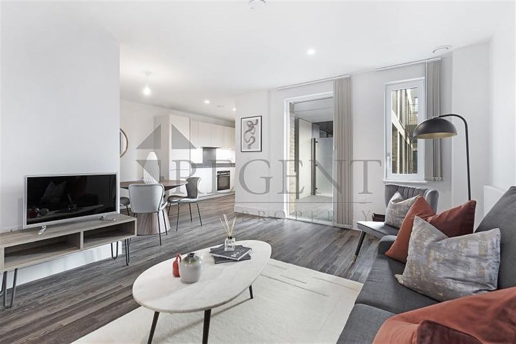 Property photo 3 of 10 Open Plan