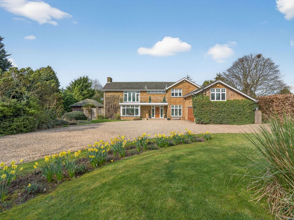 Property photo 1 of 21 Front Of House