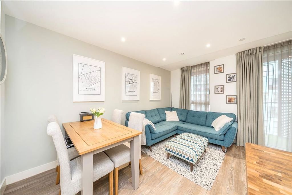 Property photo 1 of 11