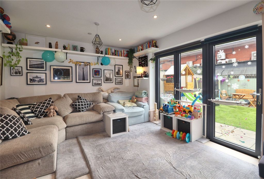 Property photo 3 of 18 Picture No. 03