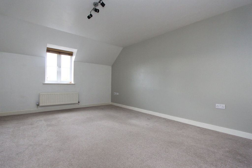Additional image 6 of 2 bed flat for saleLeaze Close, Thornbury, South Gloucestershire BS35