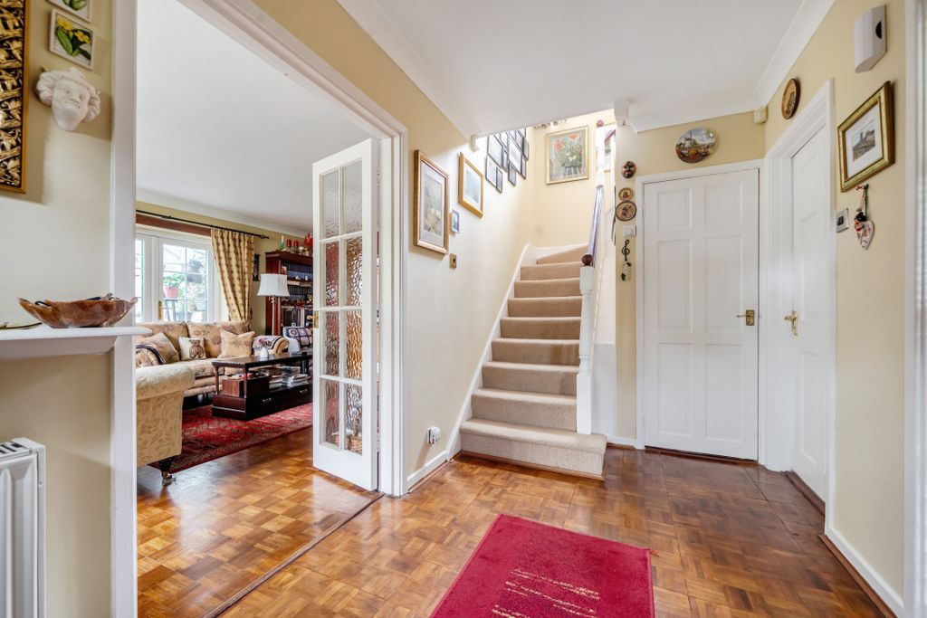 Property photo 2 of 16