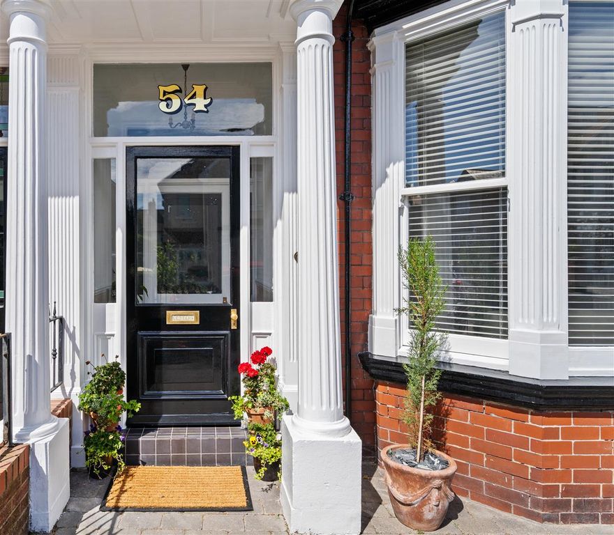 Property photo 1 of 34 38