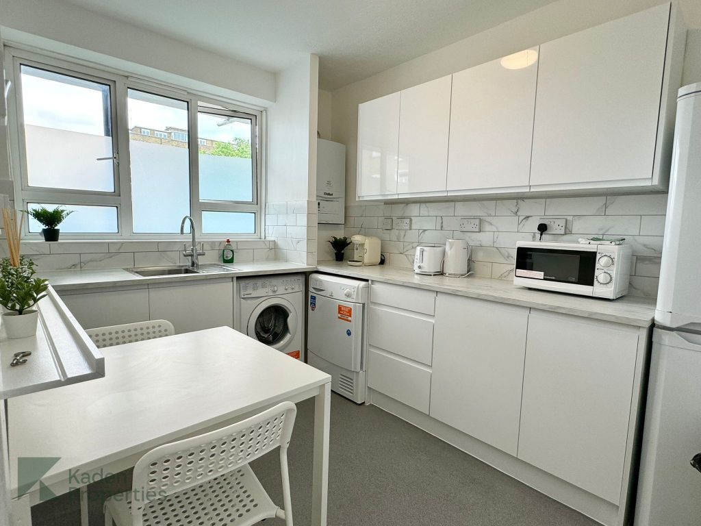 Property photo 2 of 42