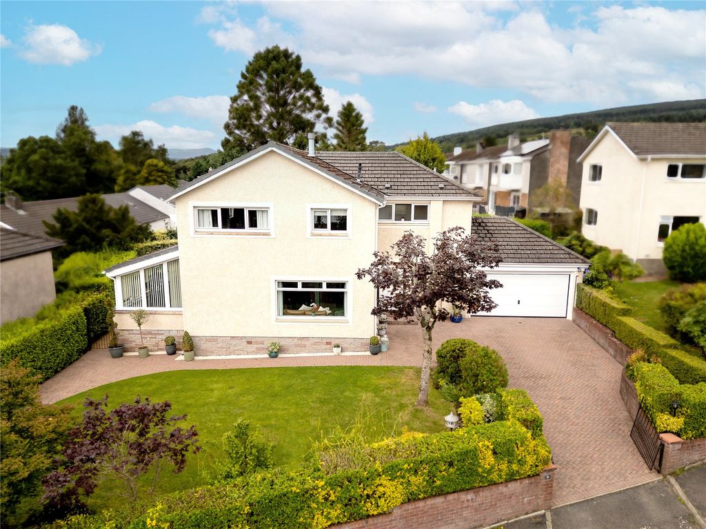 Property photo 3 of 29 Picture No. 33