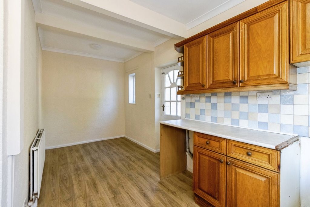 Property photo 2 of 15 Pbox-Img.Jpg
