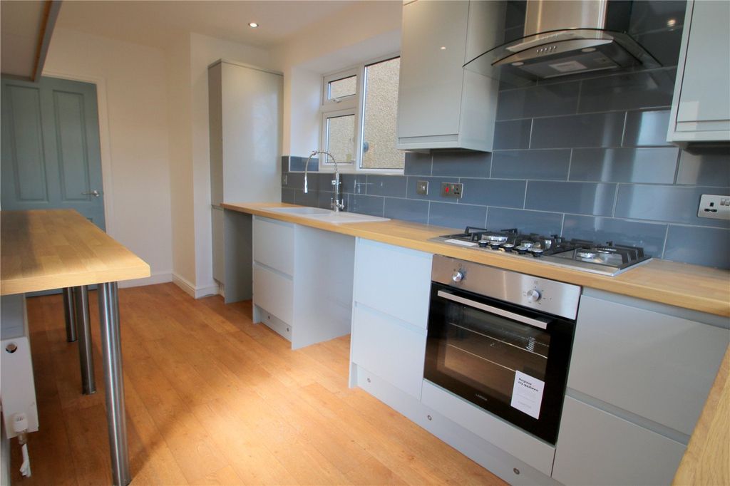 Property photo 2 of 15 Picture No. 08