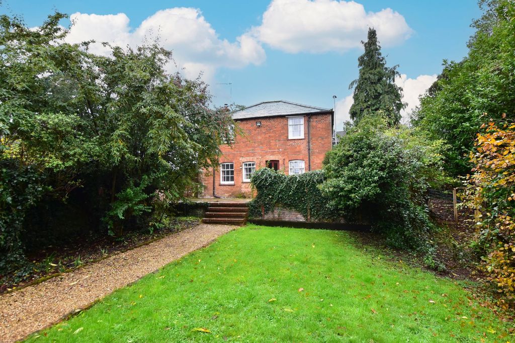 Property photo 1 of 22