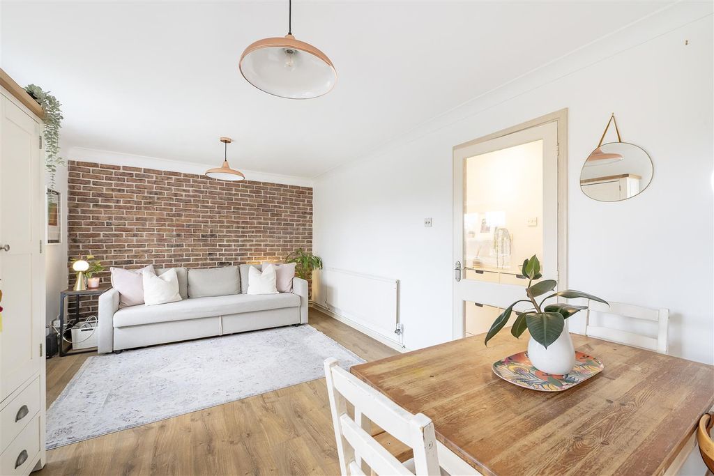 Property photo 3 of 13 Dsc_2103.Jpg