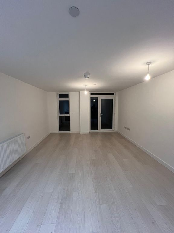 Property photo 3 of 10 Gallery