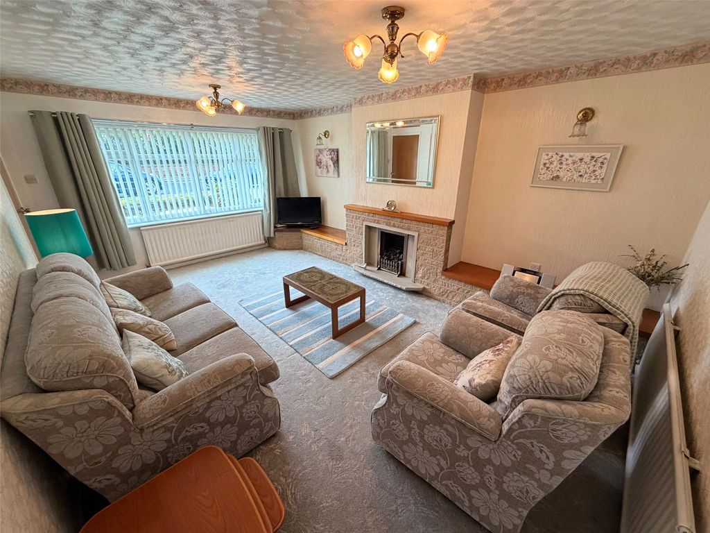 Property photo 2 of 15 Picture No. 03