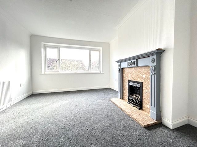 Property photo 2 of 7 3