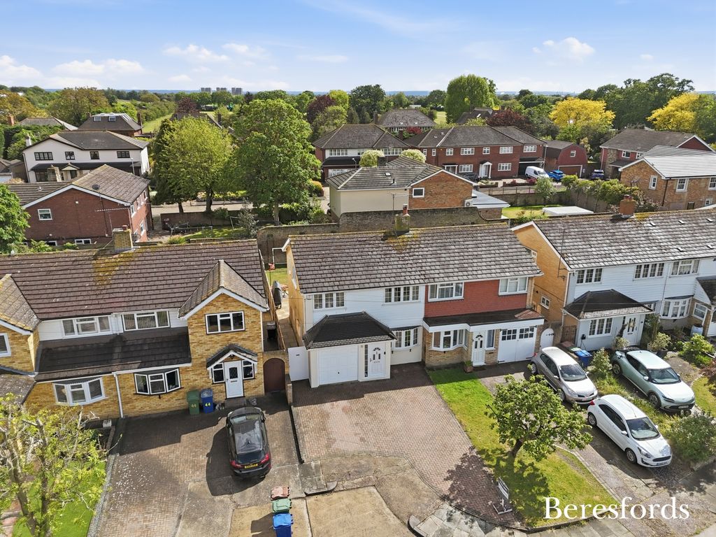 Property photo 1 of 23 Picture No. 03