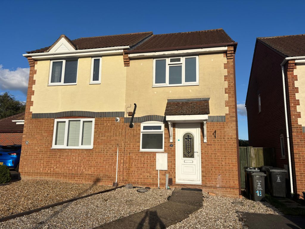 Property photo 1 of 12