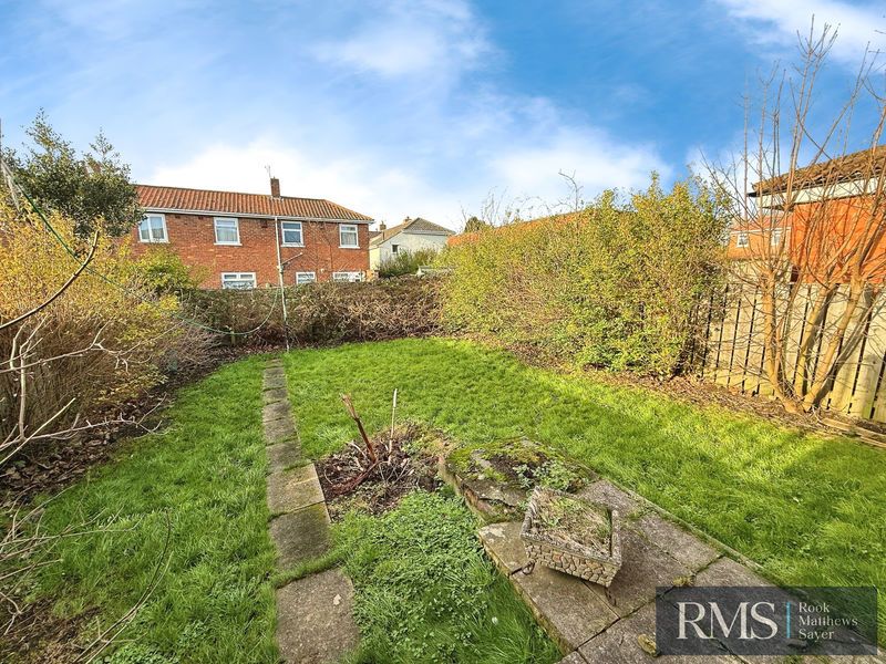 Property photo 2 of 7 Photo 6