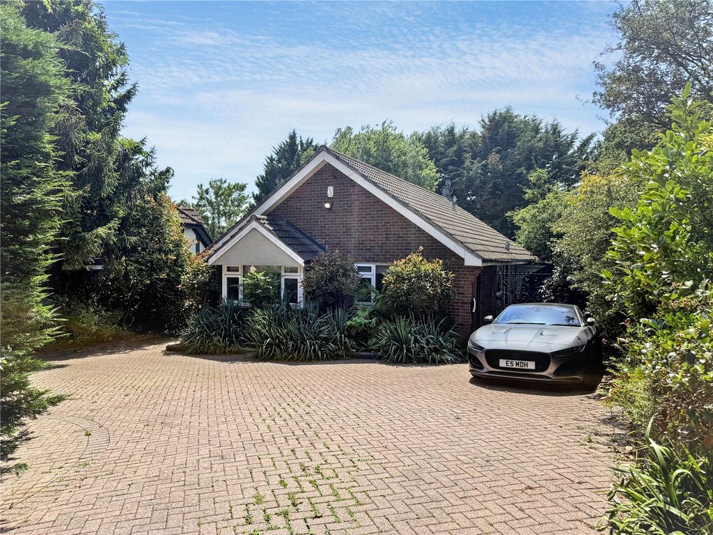 Property photo 2 of 20 Picture No. 23