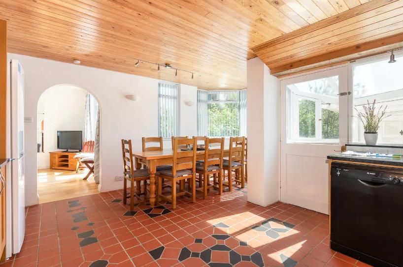 Property photo 3 of 17 Dining.Png