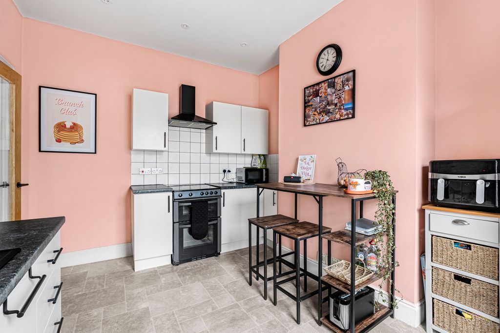 Additional image 8 of 2 bed maisonette for saleQueen Street, Newton Abbot TQ12