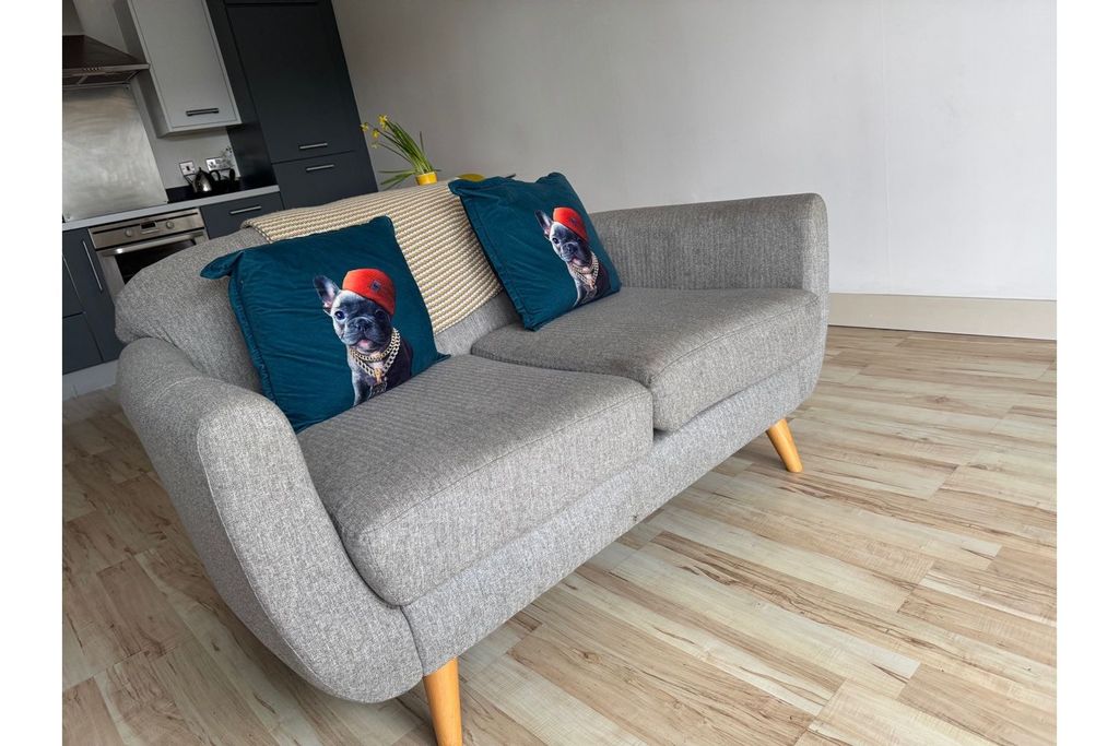 Property photo 3 of 18 Living Area