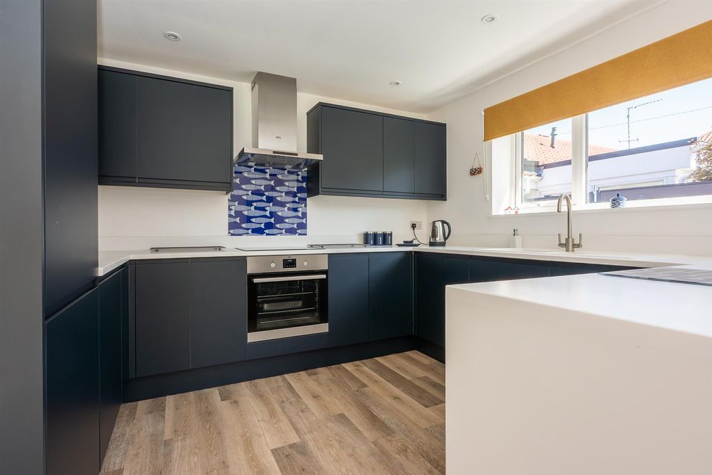 Property photo 2 of 25 3Sandylane,Cromer-24.Jpg