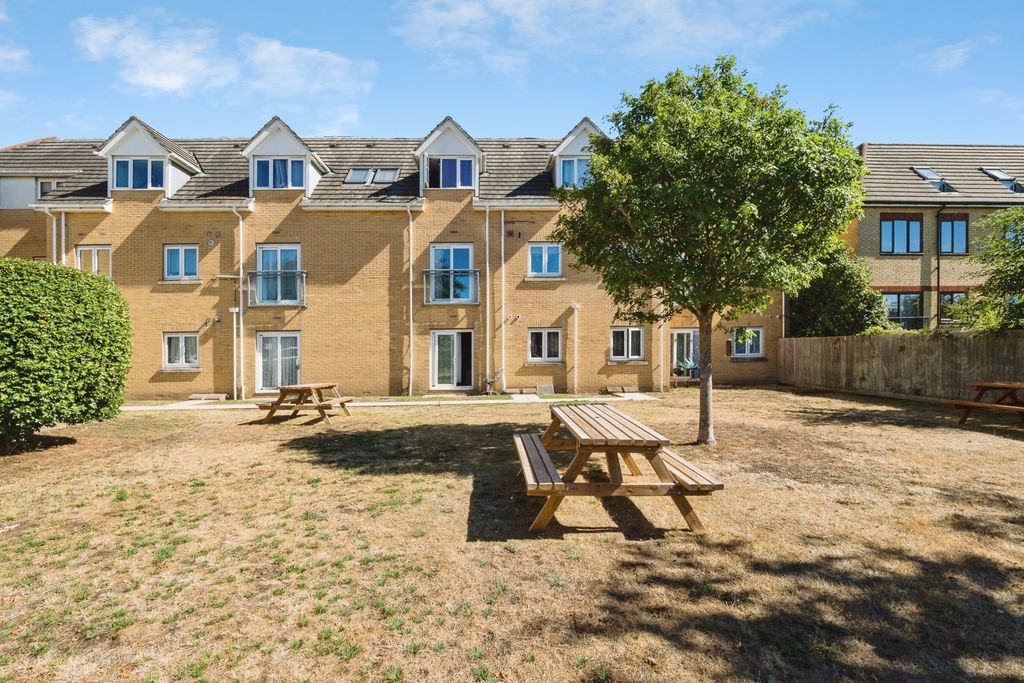 Property photo 3 of 10 Pbox-Img.Jpg