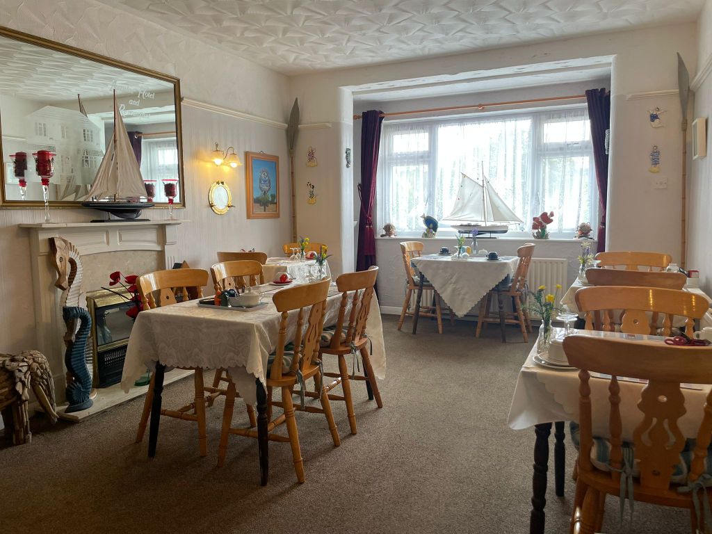 Property photo 3 of 21