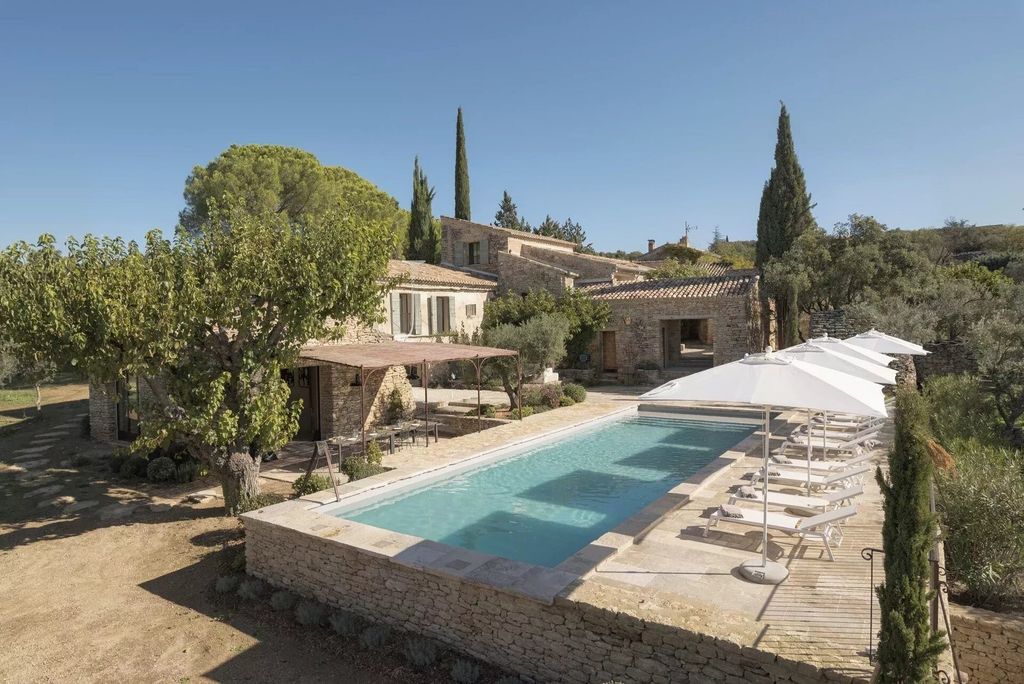 Property photo 1 of 45 Gordes - Renovated Mas - Near The Village - 423Sqm Of Living Space - 7 Suites - Landscaped Garden 7,000Sqm - Swimming Pool - View Of Luberon