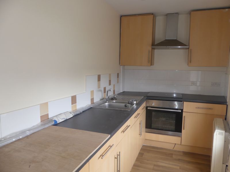 Property photo 3 of 6 Photo 6