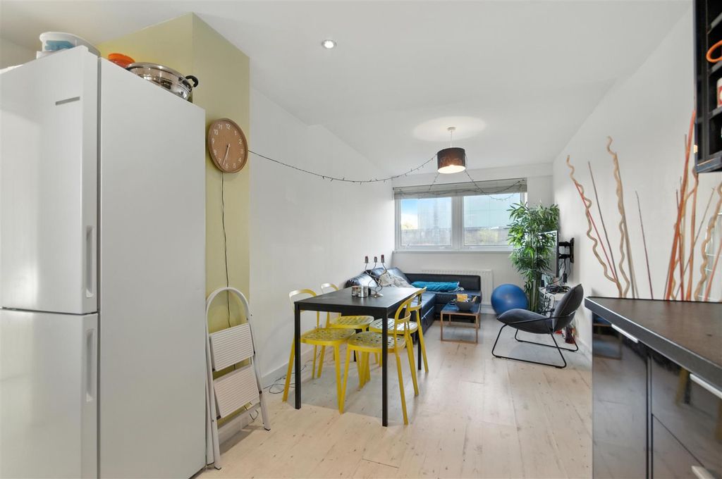 Property photo 3 of 18 Flat 41, Bradley Lynch Court (1) (1).Jpg