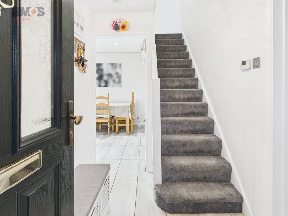 Property photo 3 of 22 4813283