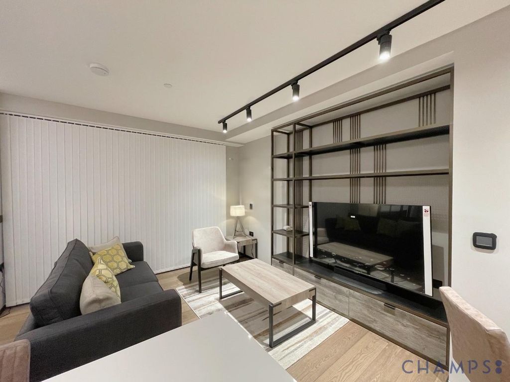 Property photo 3 of 10 Gallery