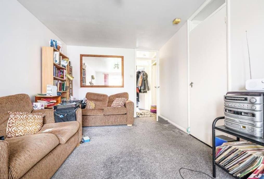 Property photo 1 of 9 One Bedroom Flat