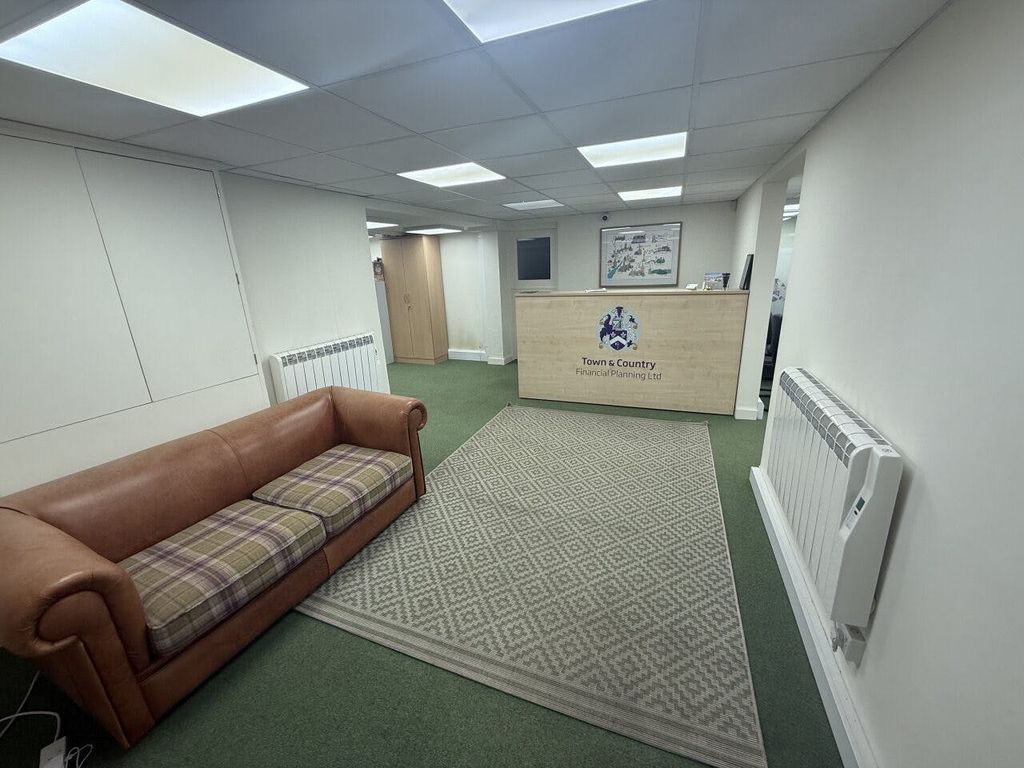 Property photo 2 of 11 605.Jpg