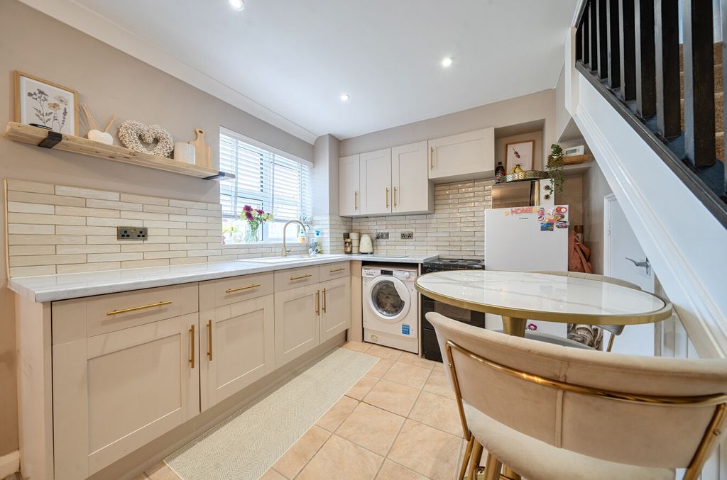 Property photo 3 of 25 1462958-8-6A0B33E...