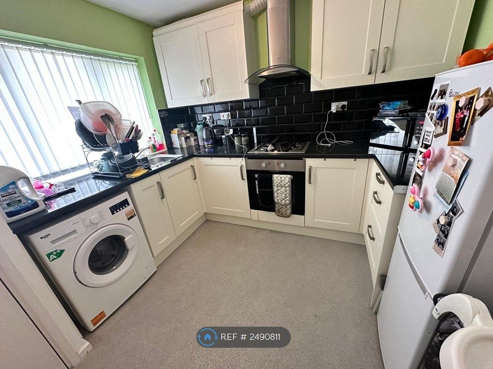 Property photo 3 of 16