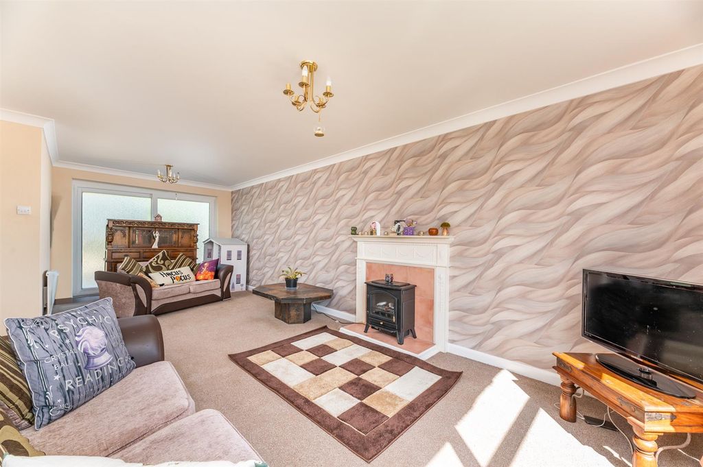 Additional image 16 of 4 bed property for saleSt. Davids Road, Otley LS21