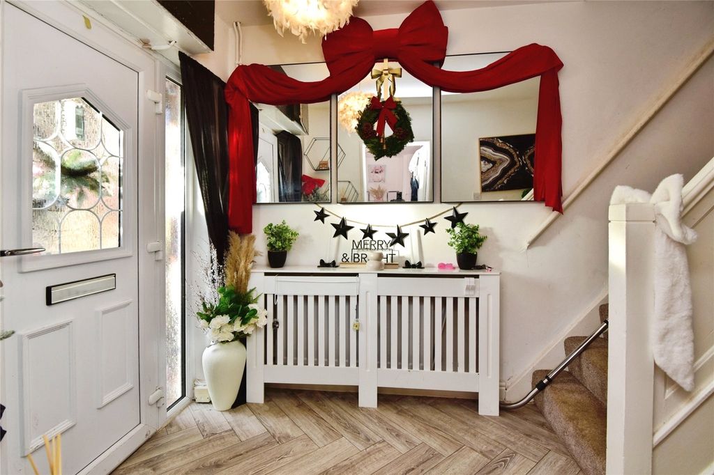 Property photo 2 of 20 Picture No. 05