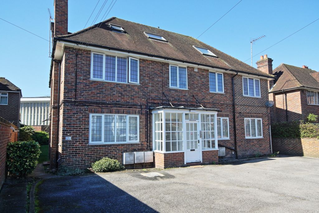 Property photo 1 of 4 Outside