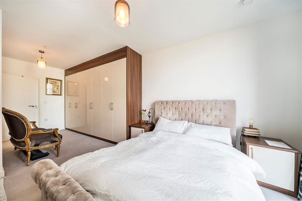 Property photo 3 of 9