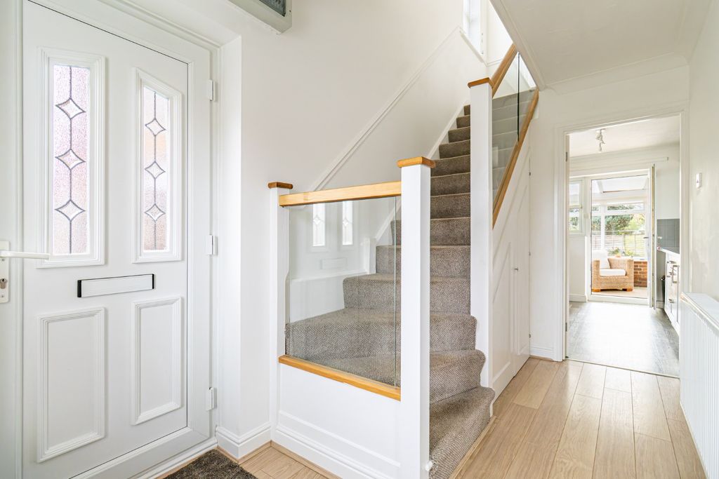 Property photo 3 of 24 4142355