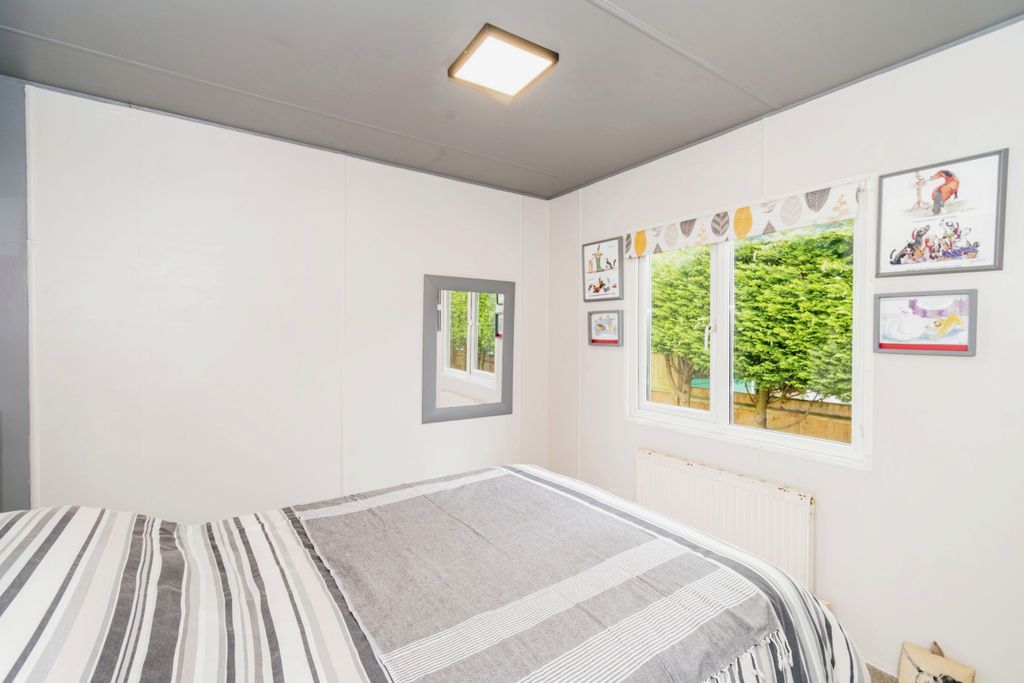 Property photo 2 of 15 Photography
