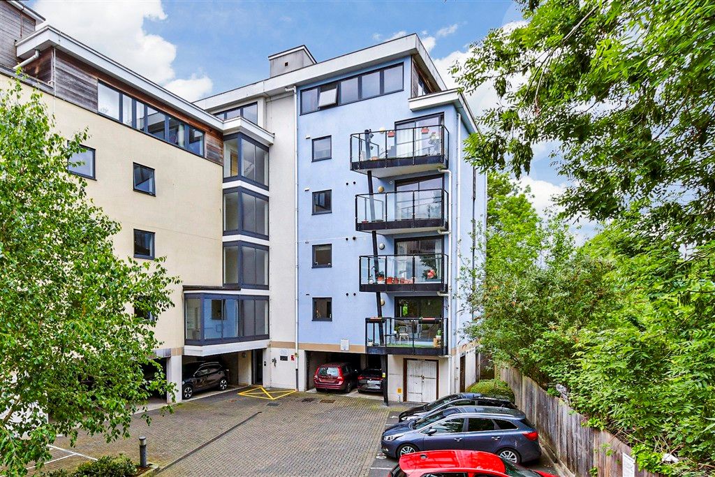 Property photo 1 of 16 External (Web)