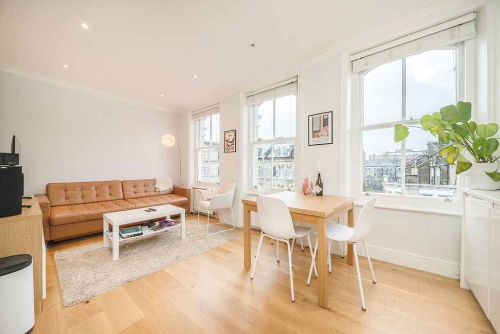 Property photo 2 of 5