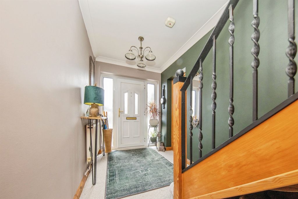 Property photo 2 of 30