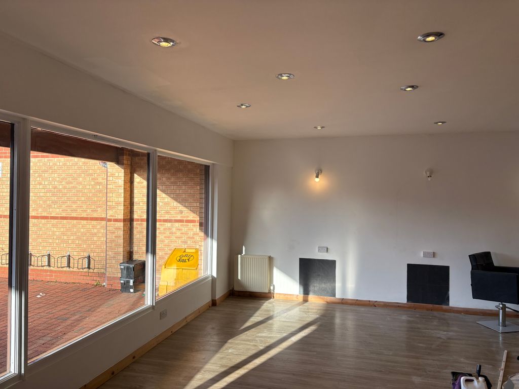 Property photo 3 of 3