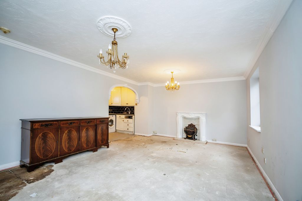 Property photo 3 of 13 Photography