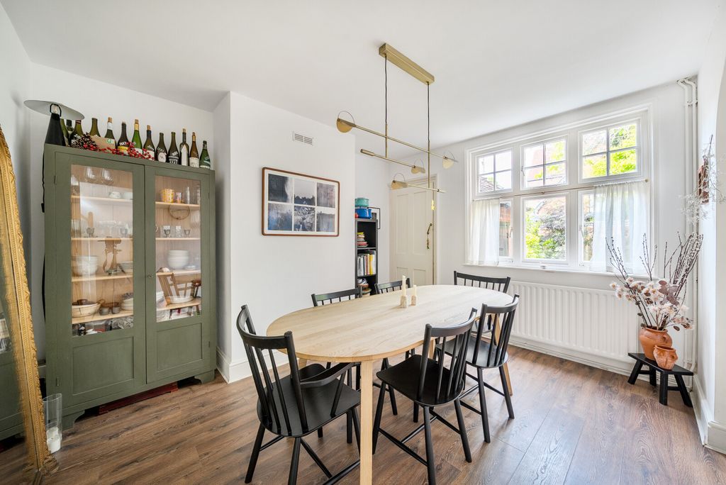 Property photo 3 of 13 1471356-9-6A27d18...